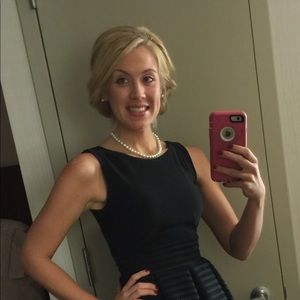 Meet your Posher, Danelle